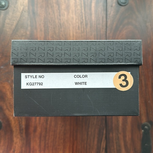 Rachel Zoe Girls White Sandals Size 3 - Picture 10 of 11